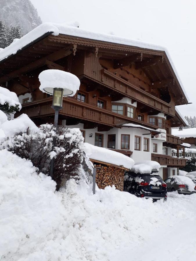 Landhaus Granat Mayrhofen Exterior photo
