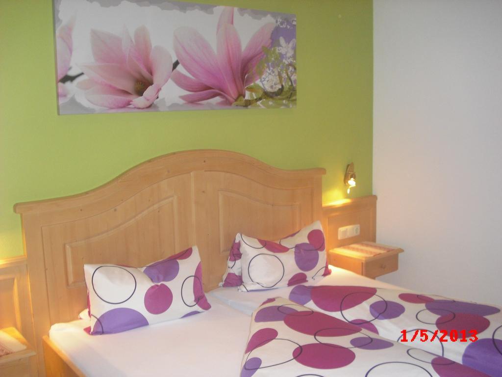 Landhaus Granat Mayrhofen Room photo