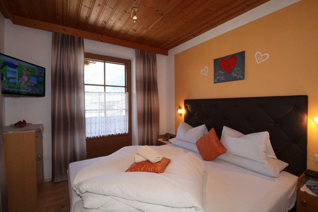 Landhaus Granat Mayrhofen Exterior photo